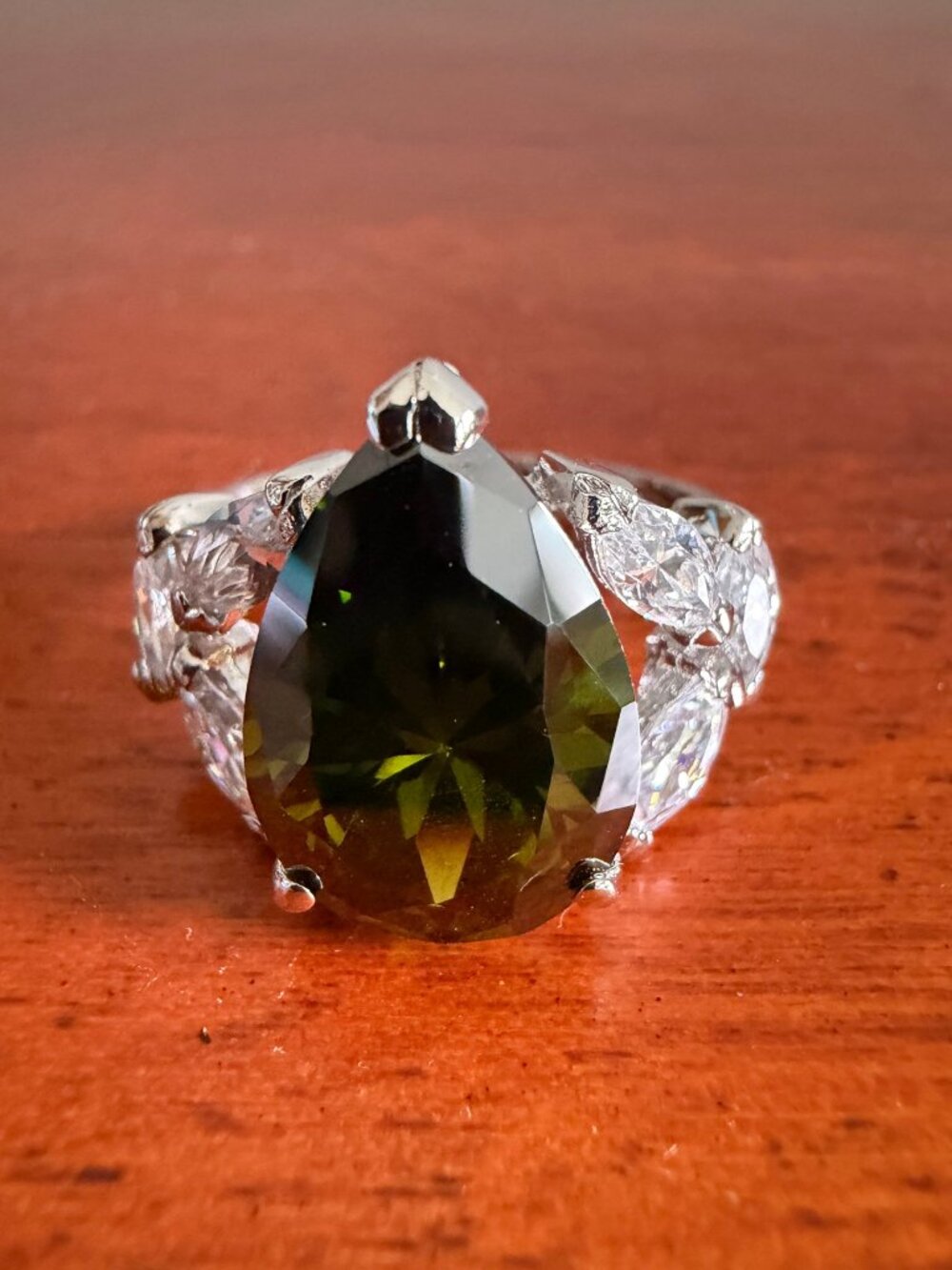 FAS 925 Sterling Silver Olive Green Pear Cut CZ Cocktail Ring Size 9